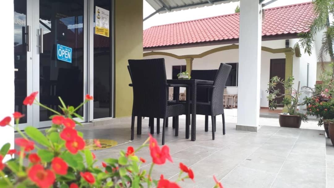 The Nutshell Chalet Langkawi Pantai Cenang  Dış mekan fotoğraf